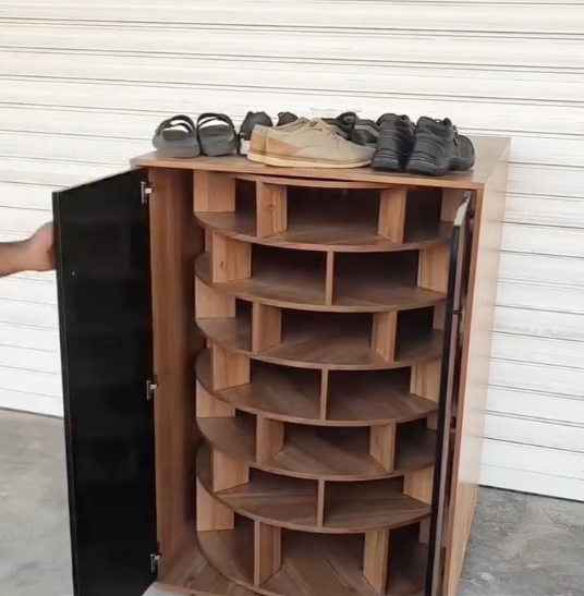 🔥 Étagère à chaussures Infinity  – Un rangement infini pour vos baskets, talons hauts et bien plus encore ! 👟👠🥿